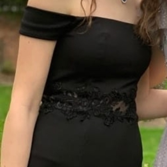 Dress - Picture 2 of 4
